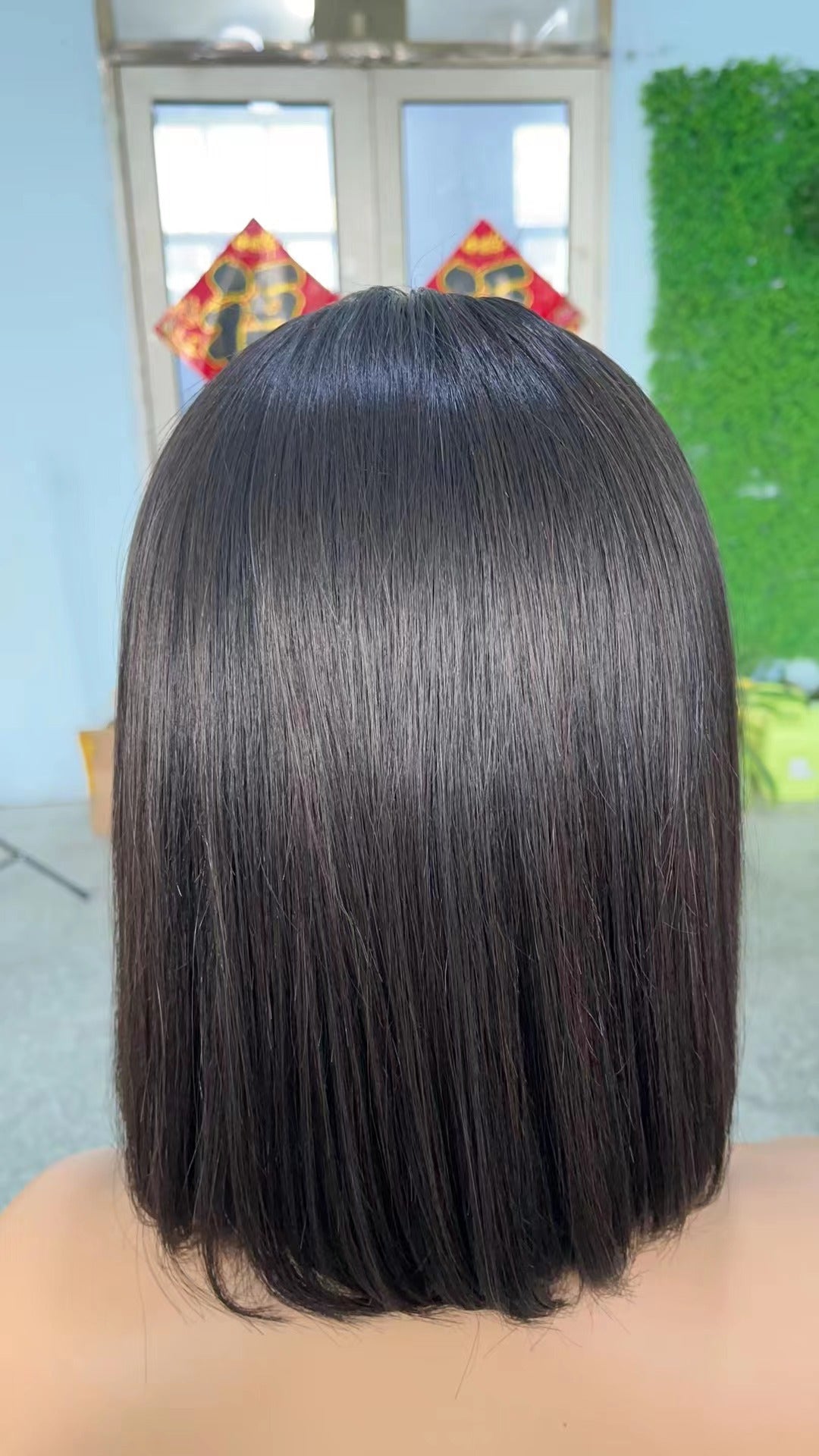 Glueless 13x4 transparent lace bob wig in straight 10A virgin hair, alternate photo